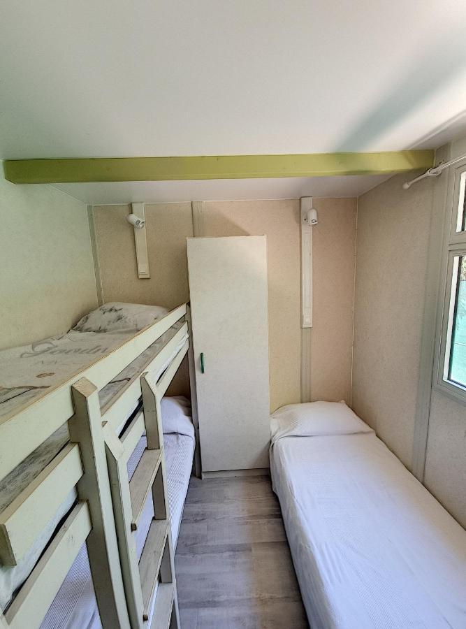 Avignon, Joli Chalet En Campagne Tres Proche De La Ville Bagian luar foto